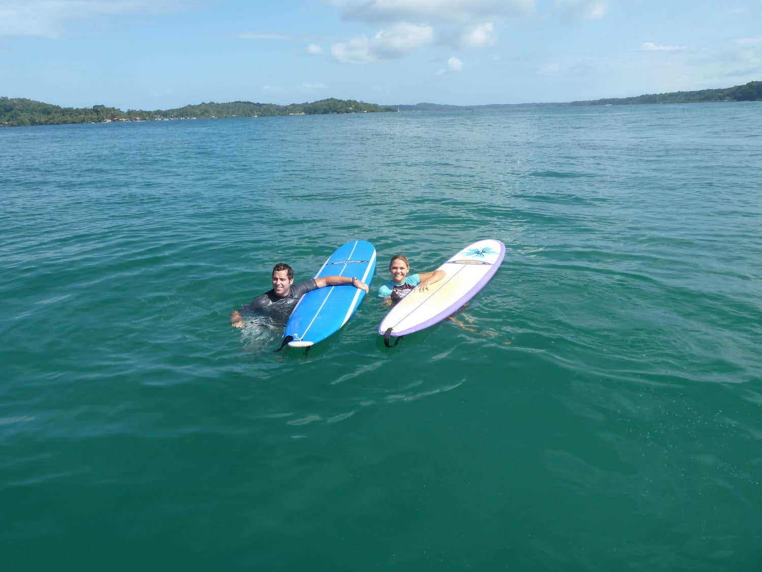 Surfing in Bocas del toro - follow your detour