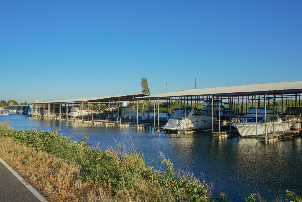 Park Delta Bay Marina Isleton California