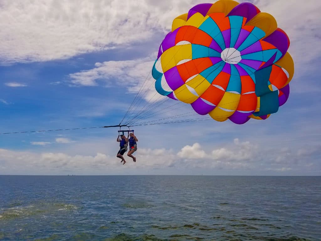 parasailing in the outer banks